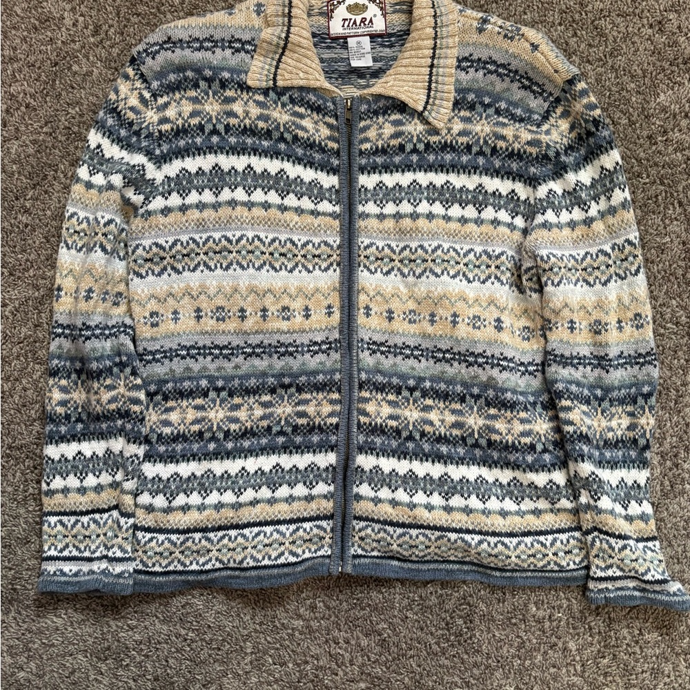 VINTAGE Tiara woman’s  Zip Up Sweater - Gray, Cream, and Tan